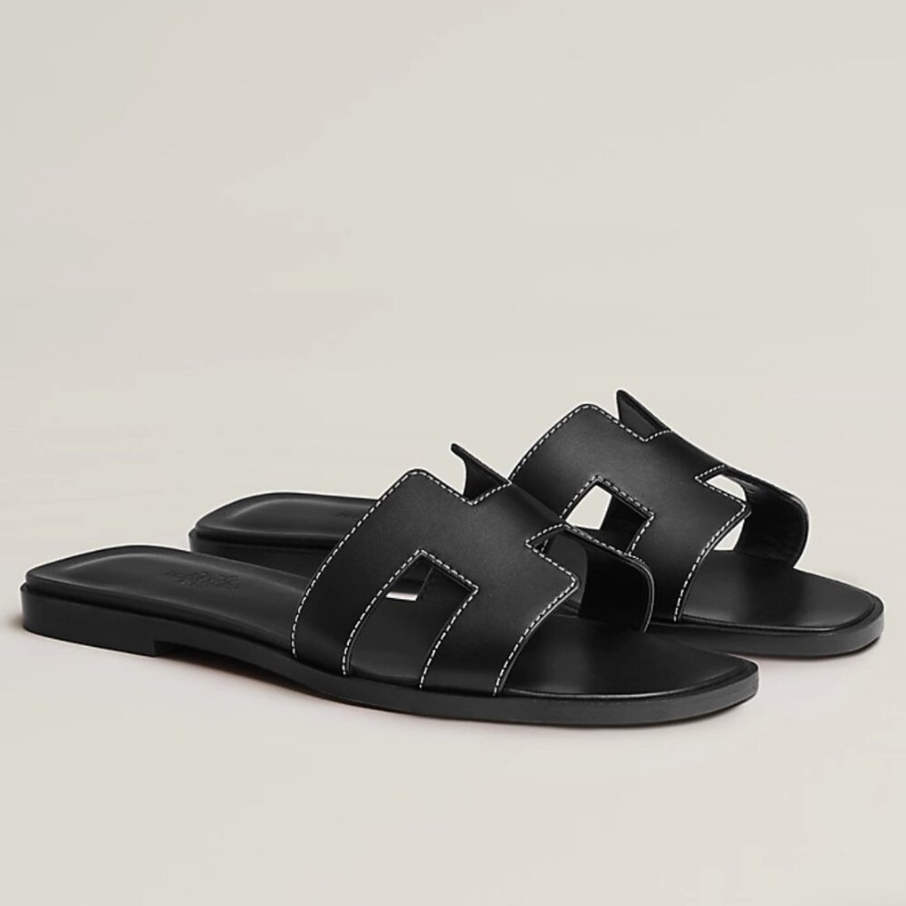 Hermes Oran Sandal in Black Leather - Picture 11 of 12